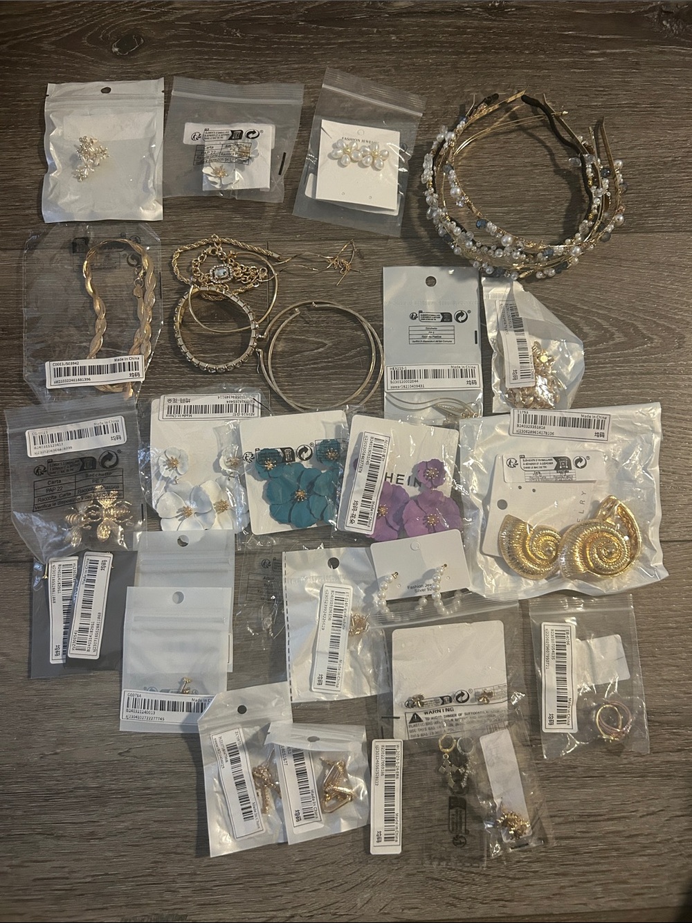 SHEIN 35-Pieces Assortment Of Jewelry / Earrings, Headbands, Bracelets, Rings